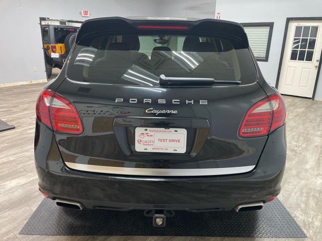 2012 Porsche Cayenne Image 8