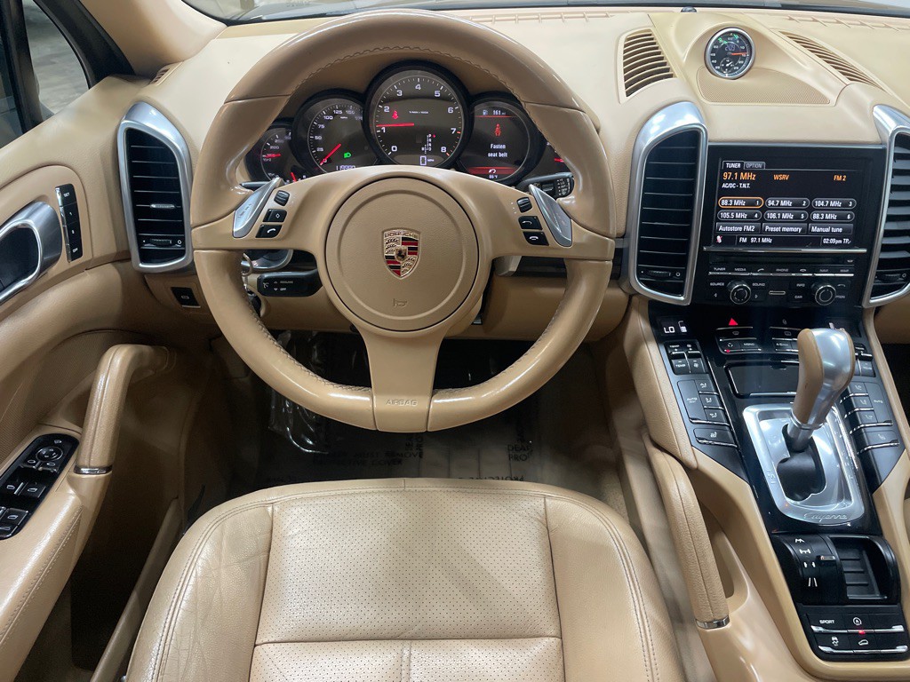 2012 Porsche Cayenne Image 17
