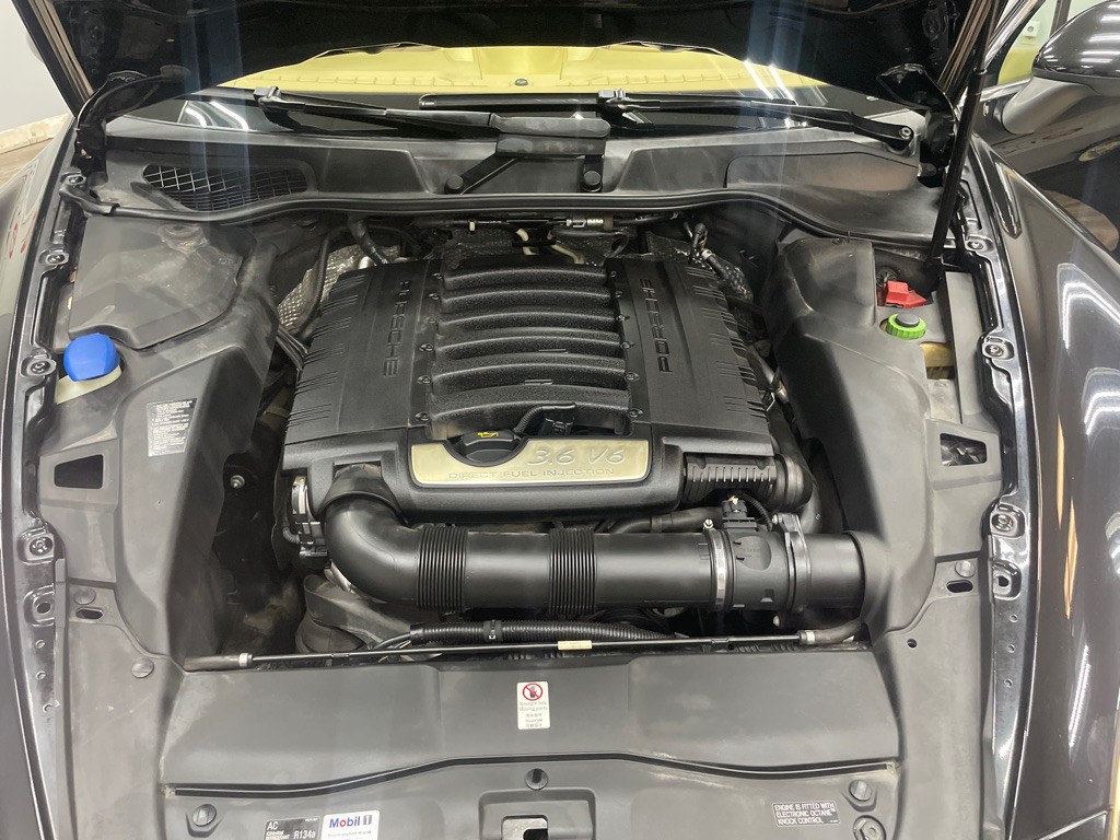2012 Porsche Cayenne Image 48