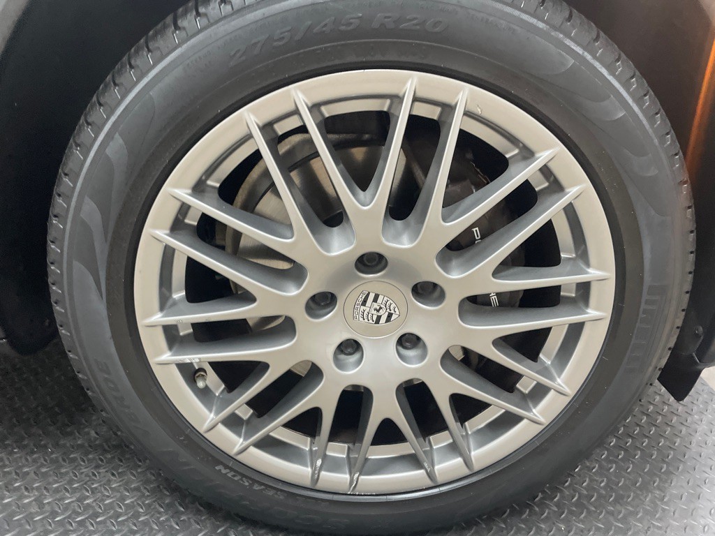 2012 Porsche Cayenne Image 55