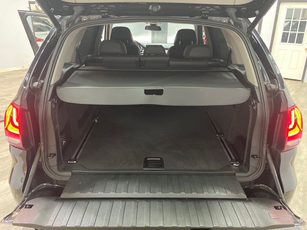 2016 BMW X5 Image 56