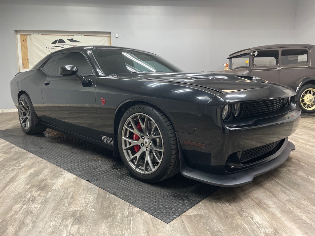2015 Dodge Challenger Image 3