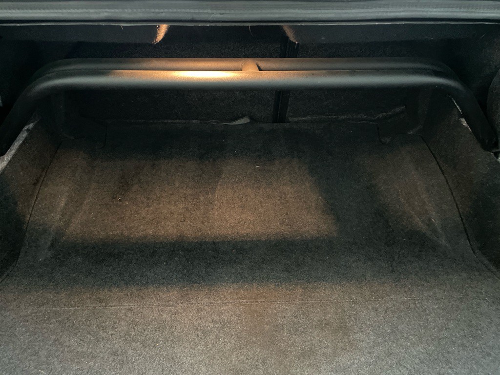 2015 Dodge Challenger Image 39