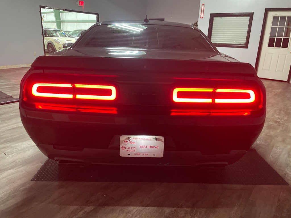 2015 Dodge Challenger Image 54