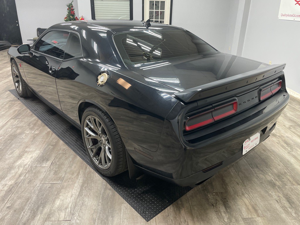 2015 Dodge Challenger Image 10