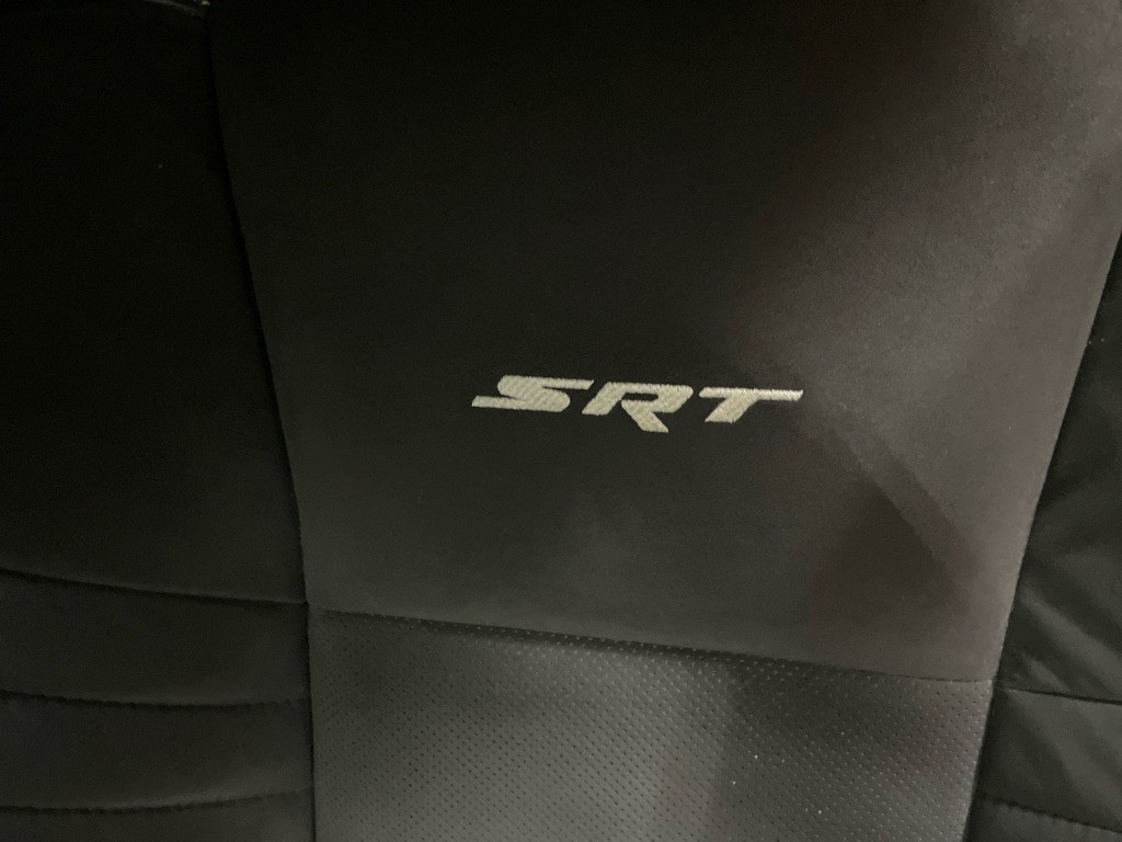 2015 Dodge Challenger Image 19