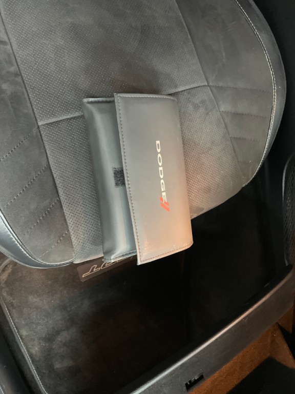 2015 Dodge Challenger Image 38