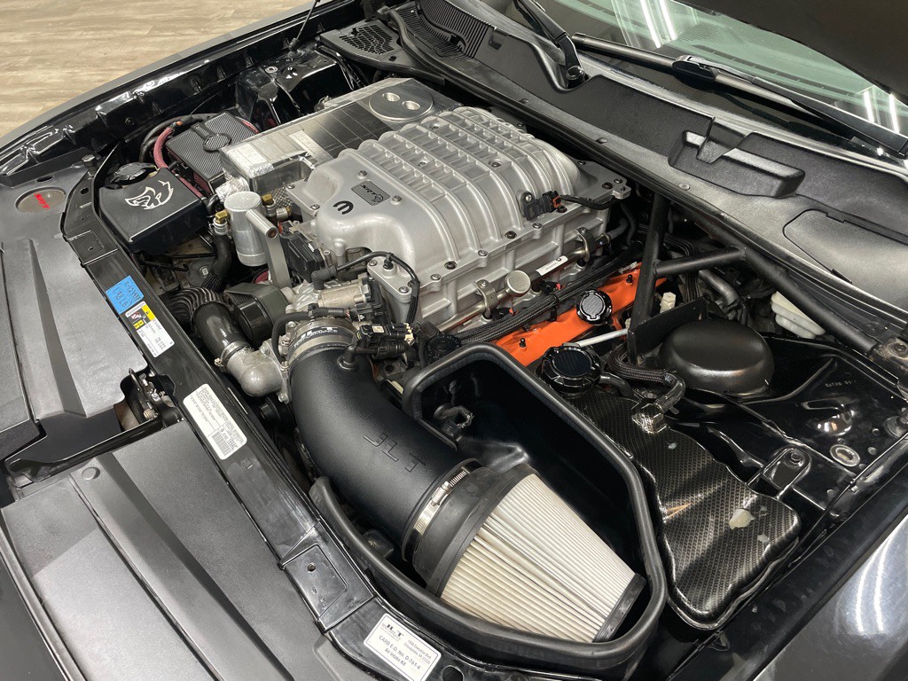 2015 Dodge Challenger Image 44