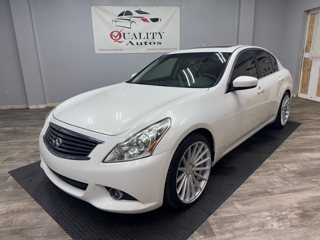 2013 INFINITI G37 Image 1