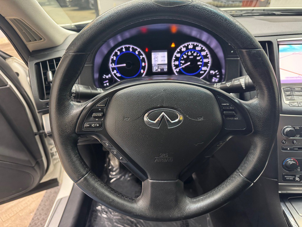 2013 INFINITI G37 Image 16