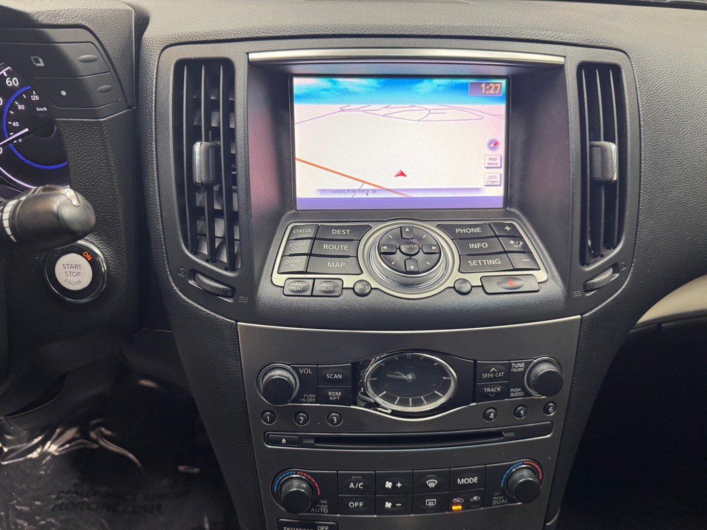 2013 INFINITI G37 Image 22