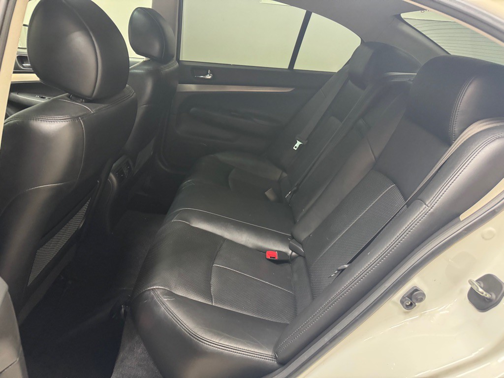 2013 INFINITI G37 Image 36