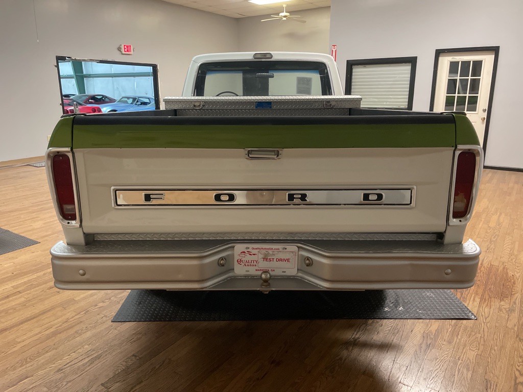 1976 Ford F-100 Image 10