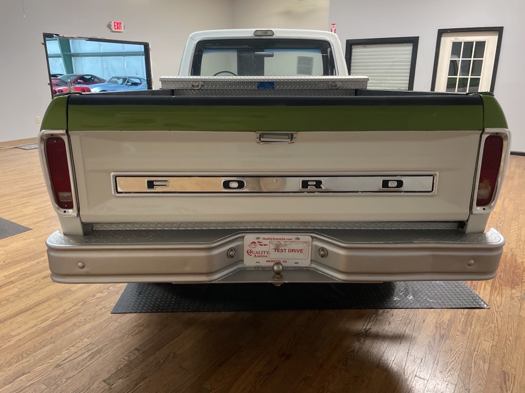 1976 Ford F-100 Image 21