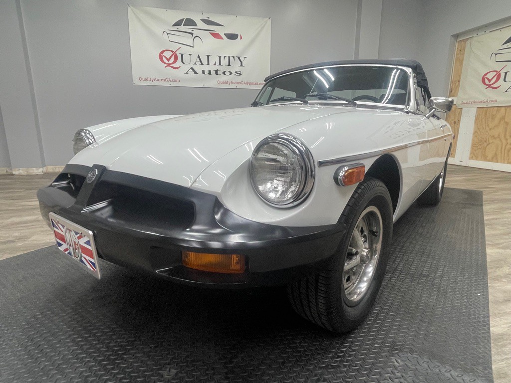 1977 MG MGB Image 3
