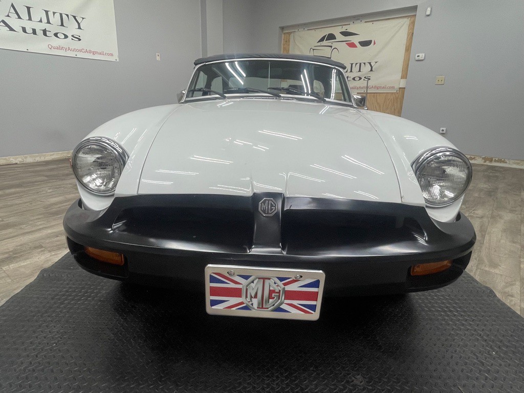1977 MG MGB Image 4