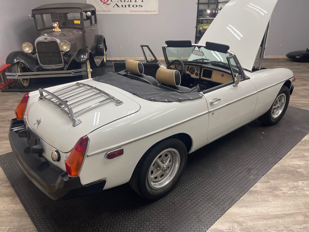 1977 MG MGB Image 19
