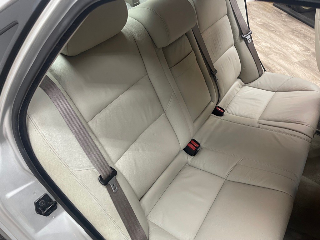 2006 Volvo S80 Image 17