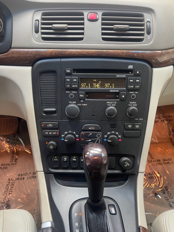 2006 Volvo S80 Image 23