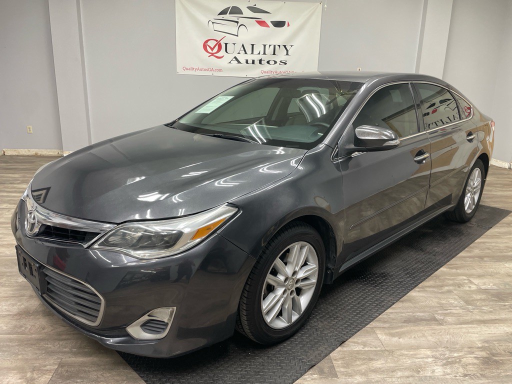 2015 Toyota Avalon Image 1