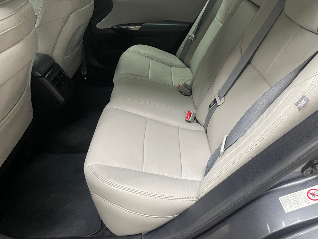 2015 Toyota Avalon Image 28