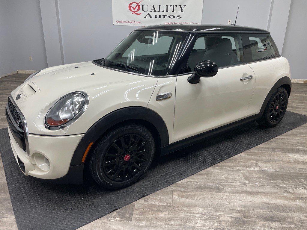 2017 MINI Cooper Image 7