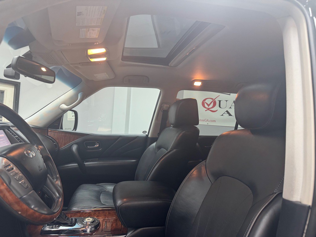 2016 INFINITI QX80 Image 26