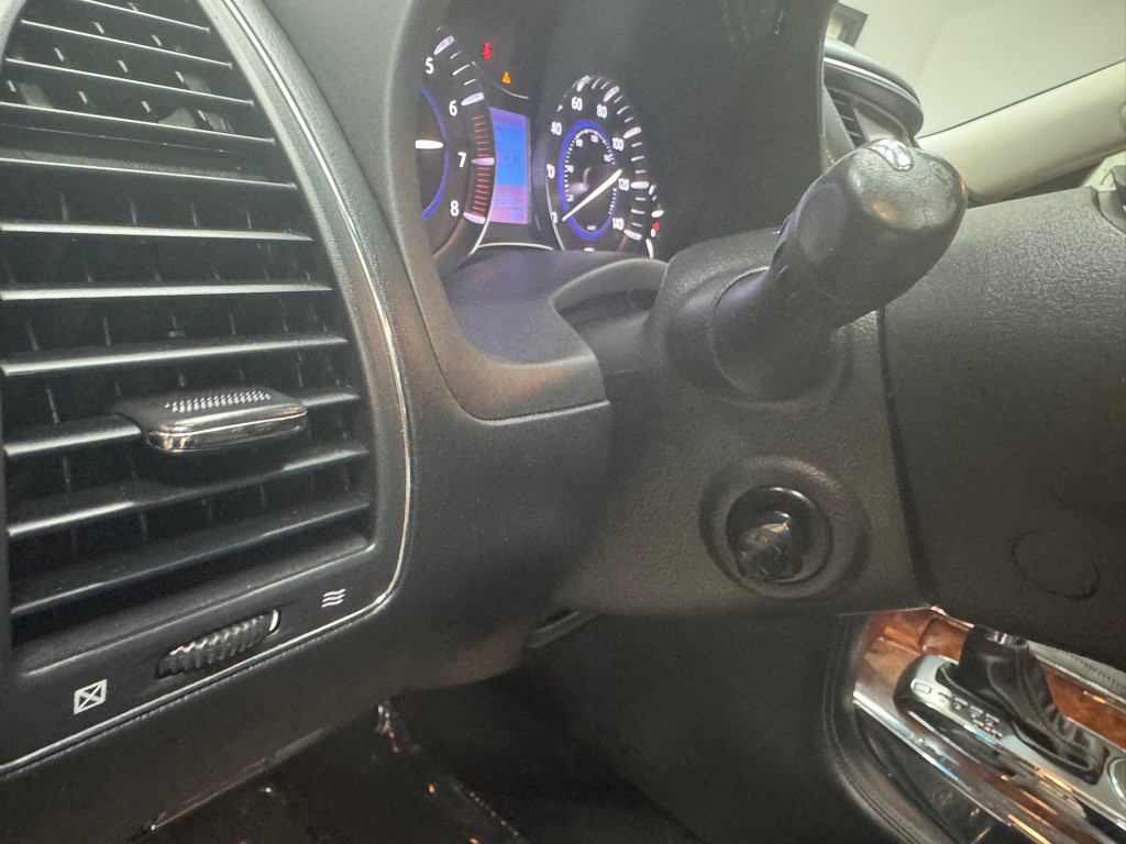 2016 INFINITI QX80 Image 29