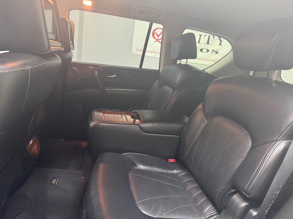 2016 INFINITI QX80 Image 47