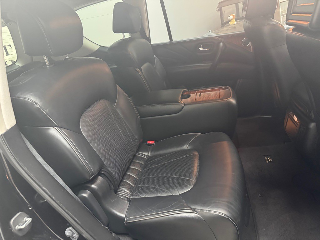 2016 INFINITI QX80 Image 54