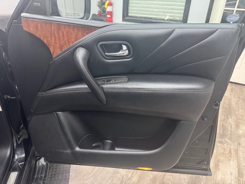 2016 INFINITI QX80 Image 58