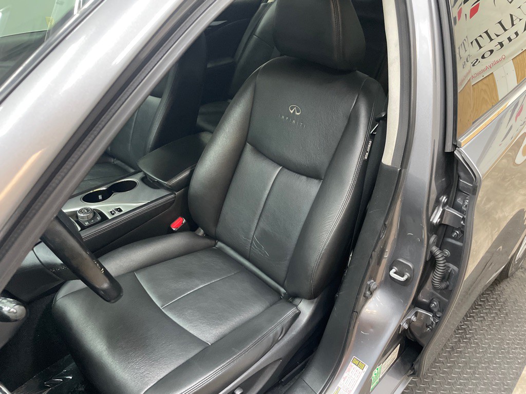 2014 INFINITI Q50 Image 18