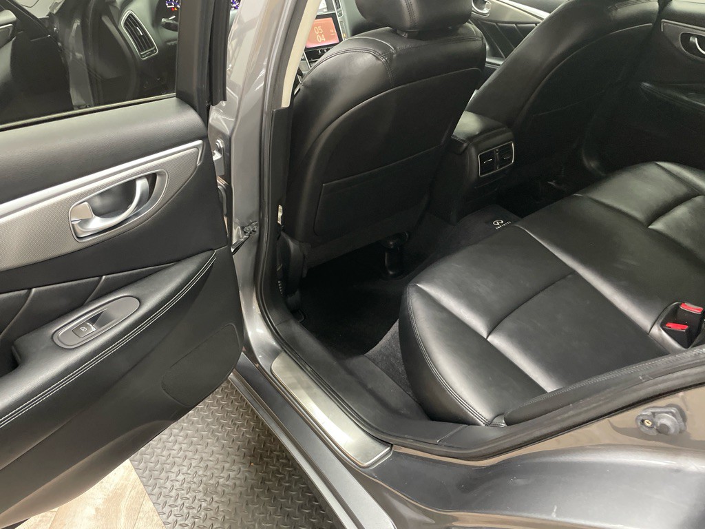 2014 INFINITI Q50 Image 31