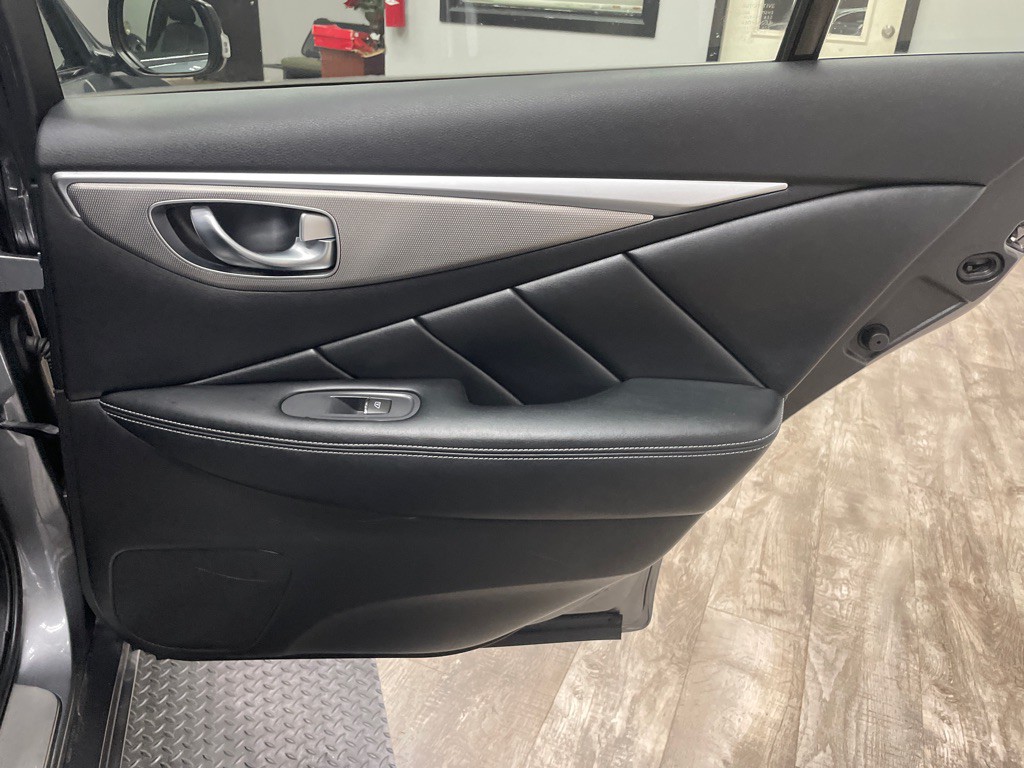 2014 INFINITI Q50 Image 36