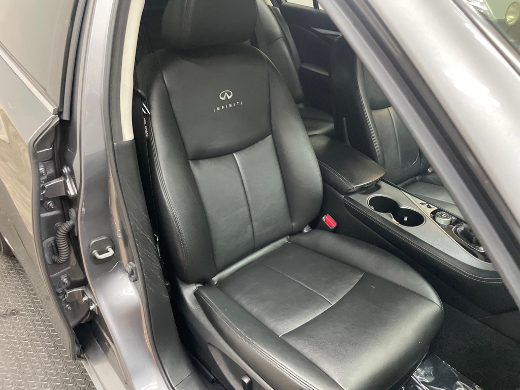 2014 INFINITI Q50 Image 43