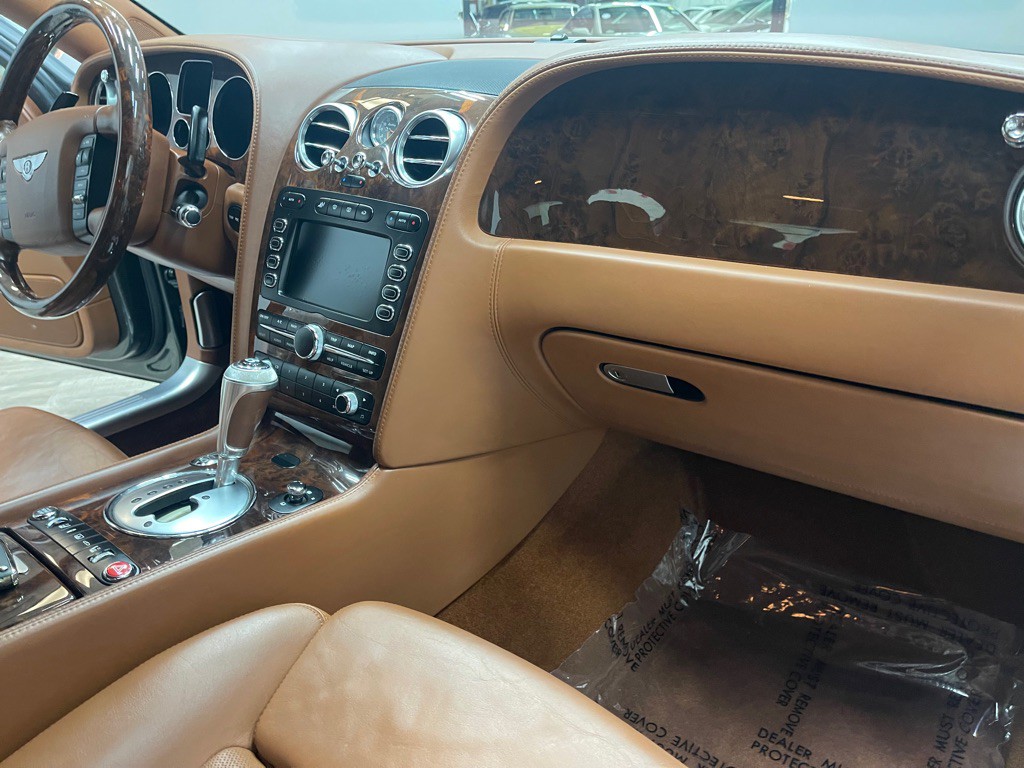 2006 Bentley Continental Image 23