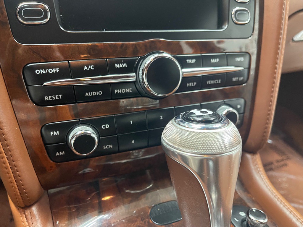 2006 Bentley Continental Image 28