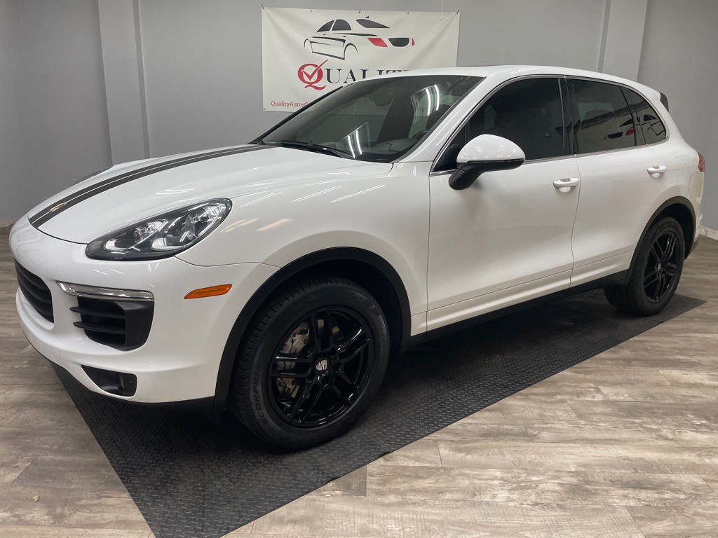 2015 Porsche Cayenne Image 6