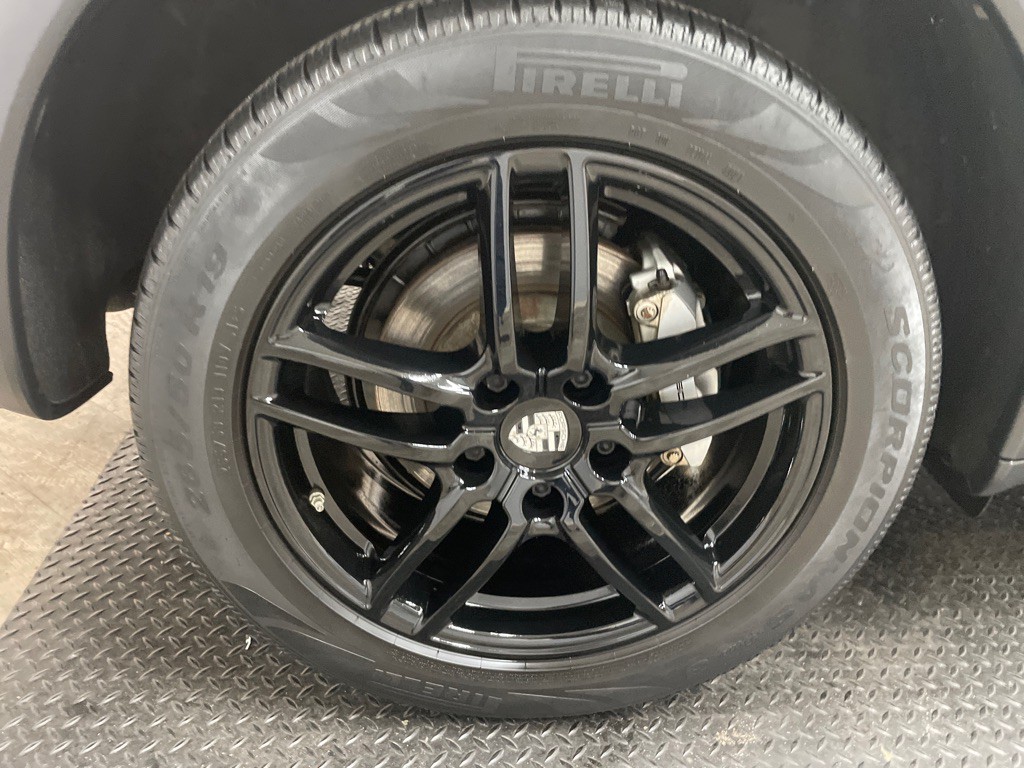 2015 Porsche Cayenne Image 54