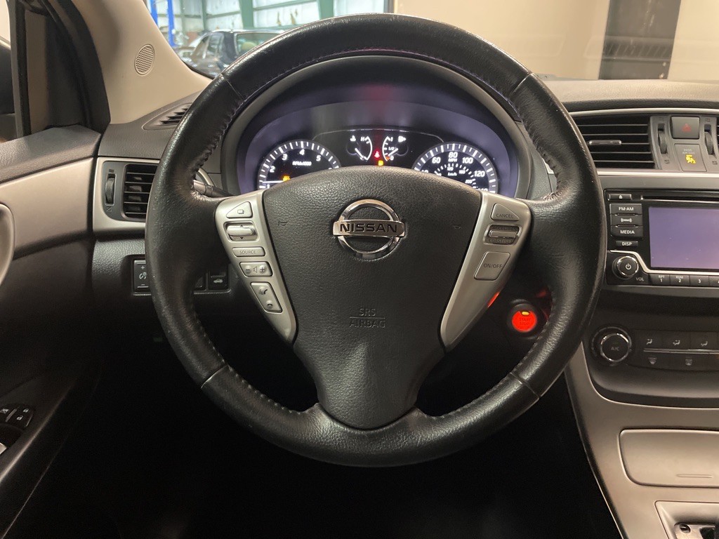 2015 Nissan Sentra Image 4