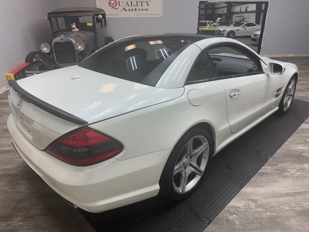 2009 Mercedes-Benz SL-Class Image 11
