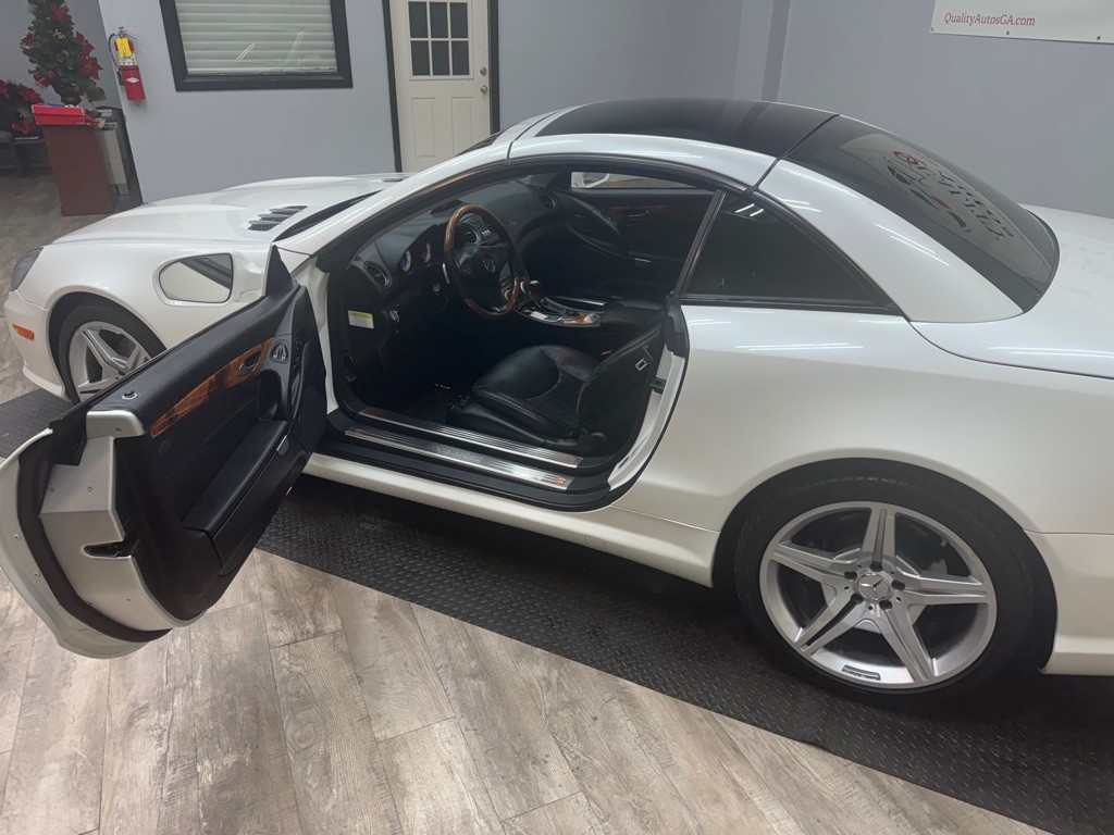 2009 Mercedes-Benz SL-Class Image 13