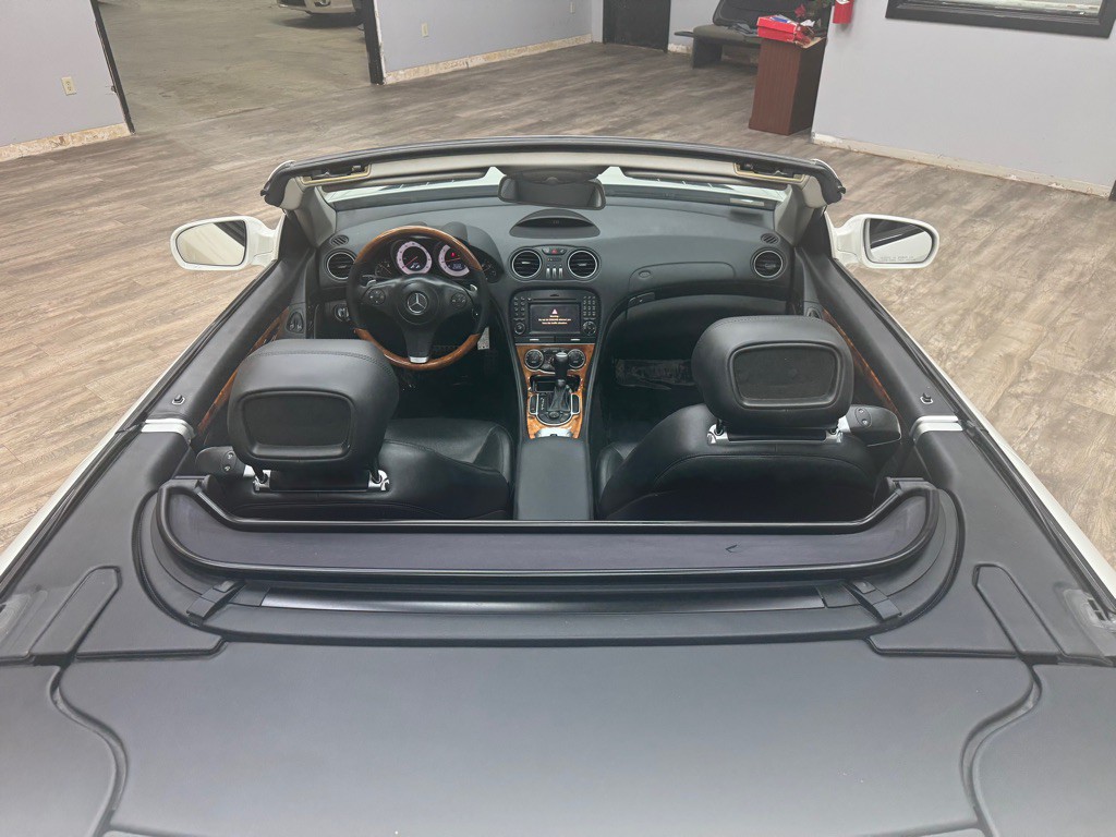 2009 Mercedes-Benz SL-Class Image 43