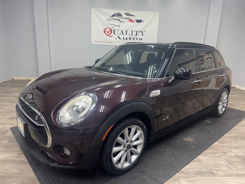 2018 MINI Cooper Image 1