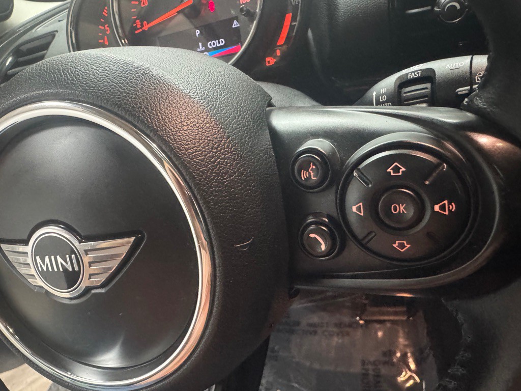 2018 MINI Cooper Image 21