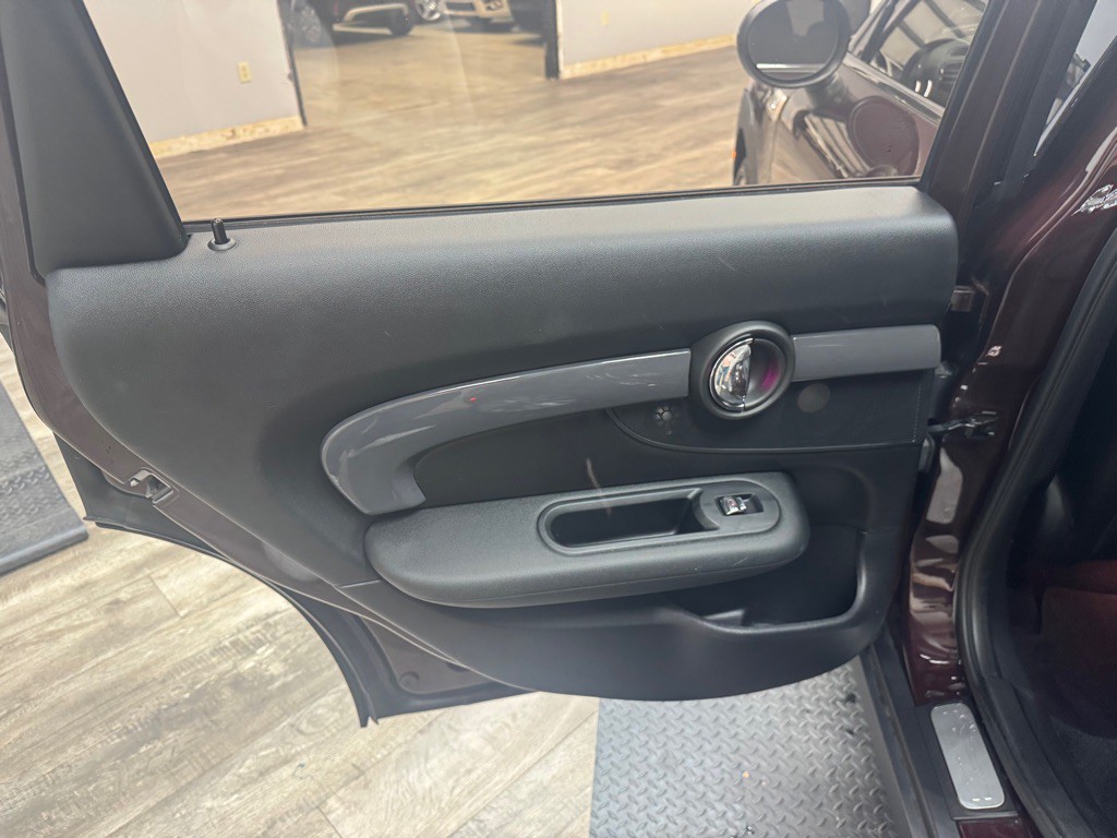 2018 MINI Cooper Image 34