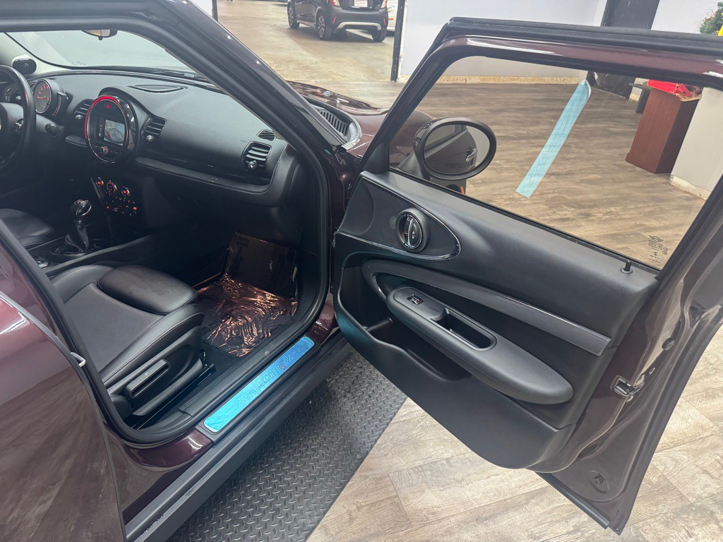 2018 MINI Cooper Image 47