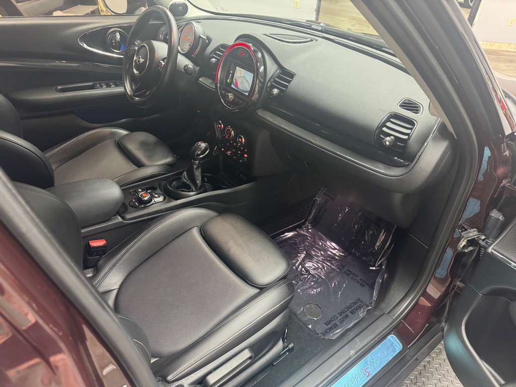 2018 MINI Cooper Image 49