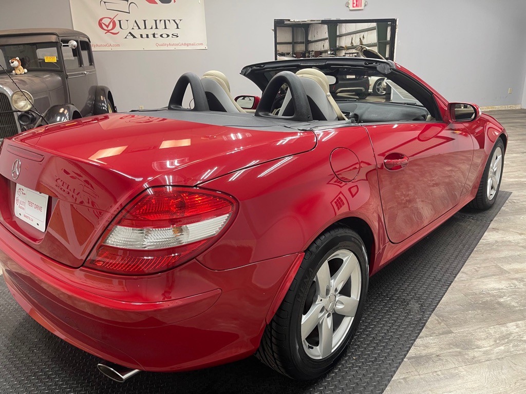 2006 Mercedes-Benz SLK-Class Image 12