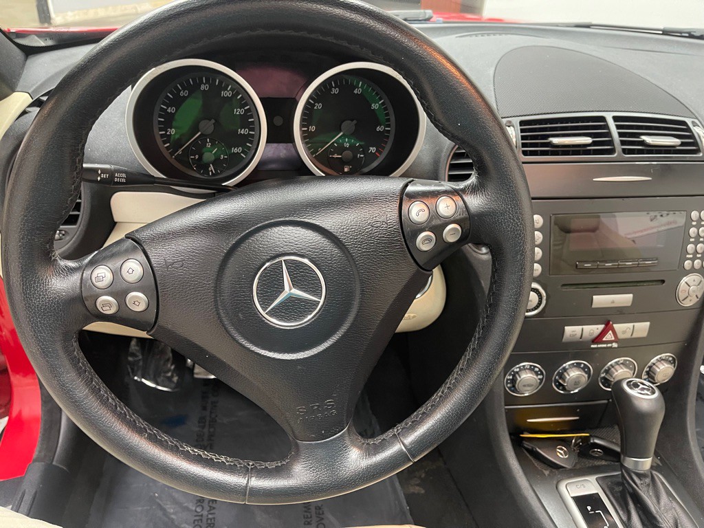 2006 Mercedes-Benz SLK-Class Image 24